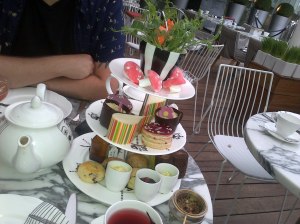 So yummy - meringue carrots, mini scones, chocolate cups...